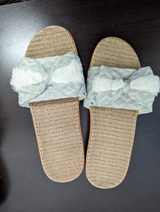 Bow Sandals