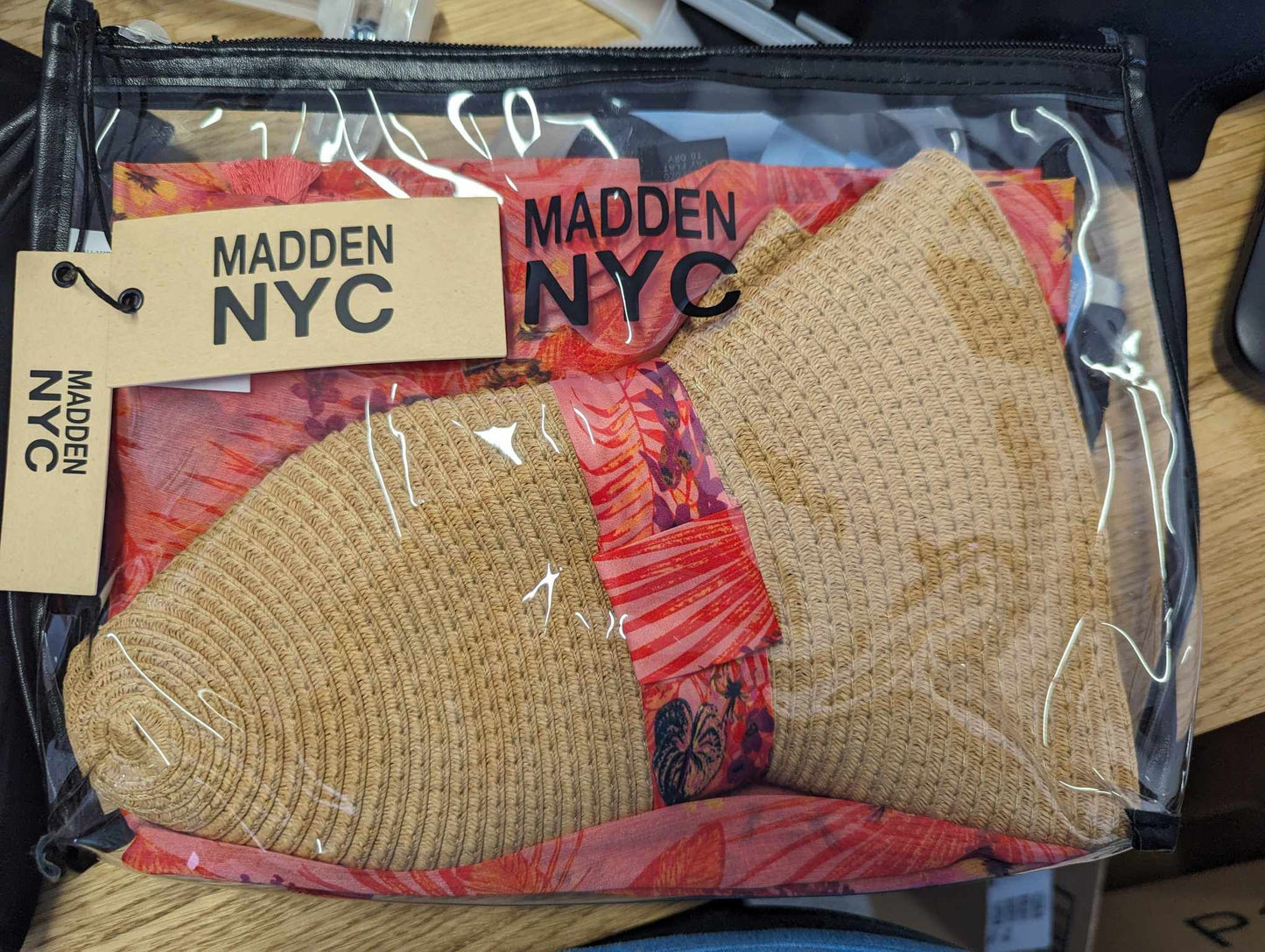 Madden NYC - Beach Hat & Pareo