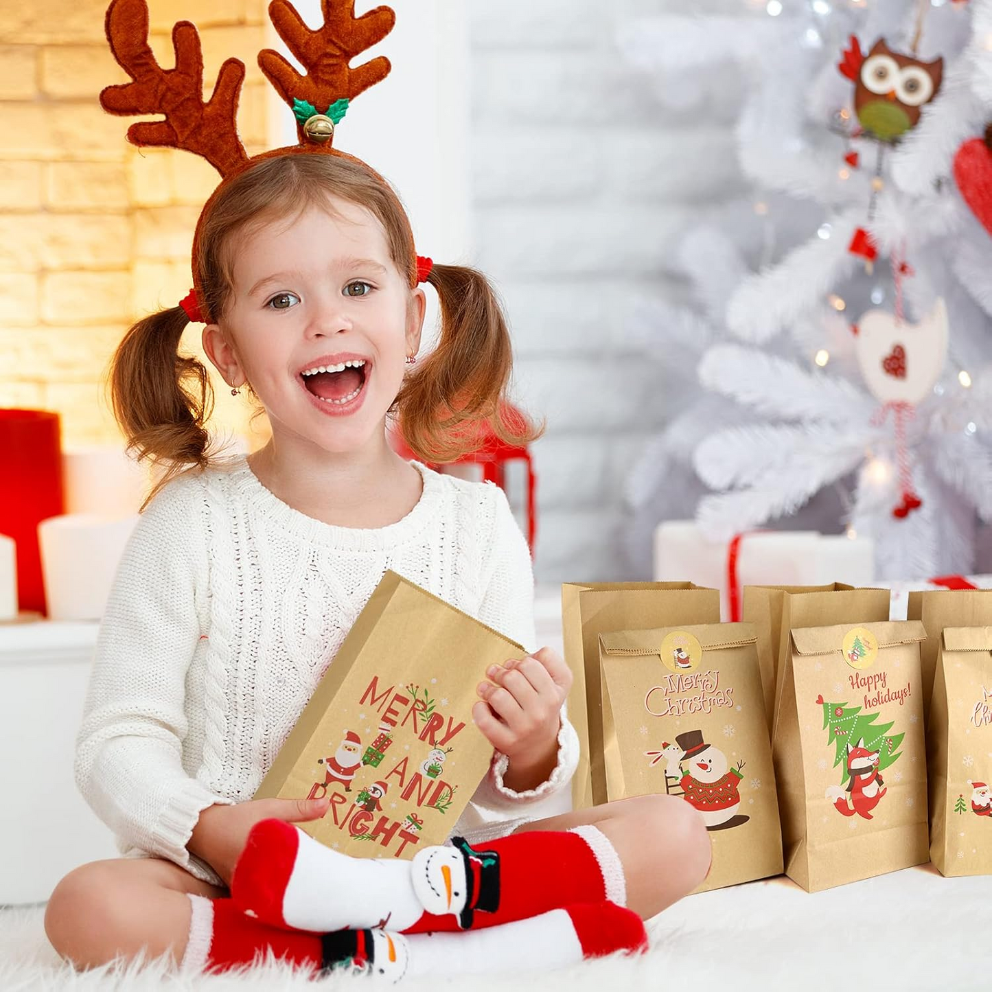 24pc Christmas Kraft Treat Bags