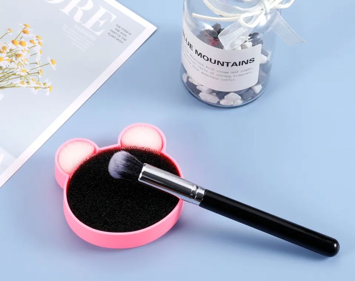 Make Up Brush Cleaning Tool